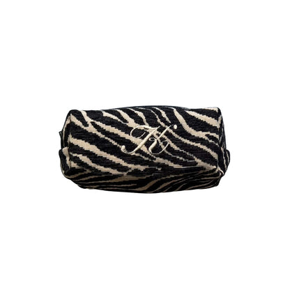The Lippie Pouch